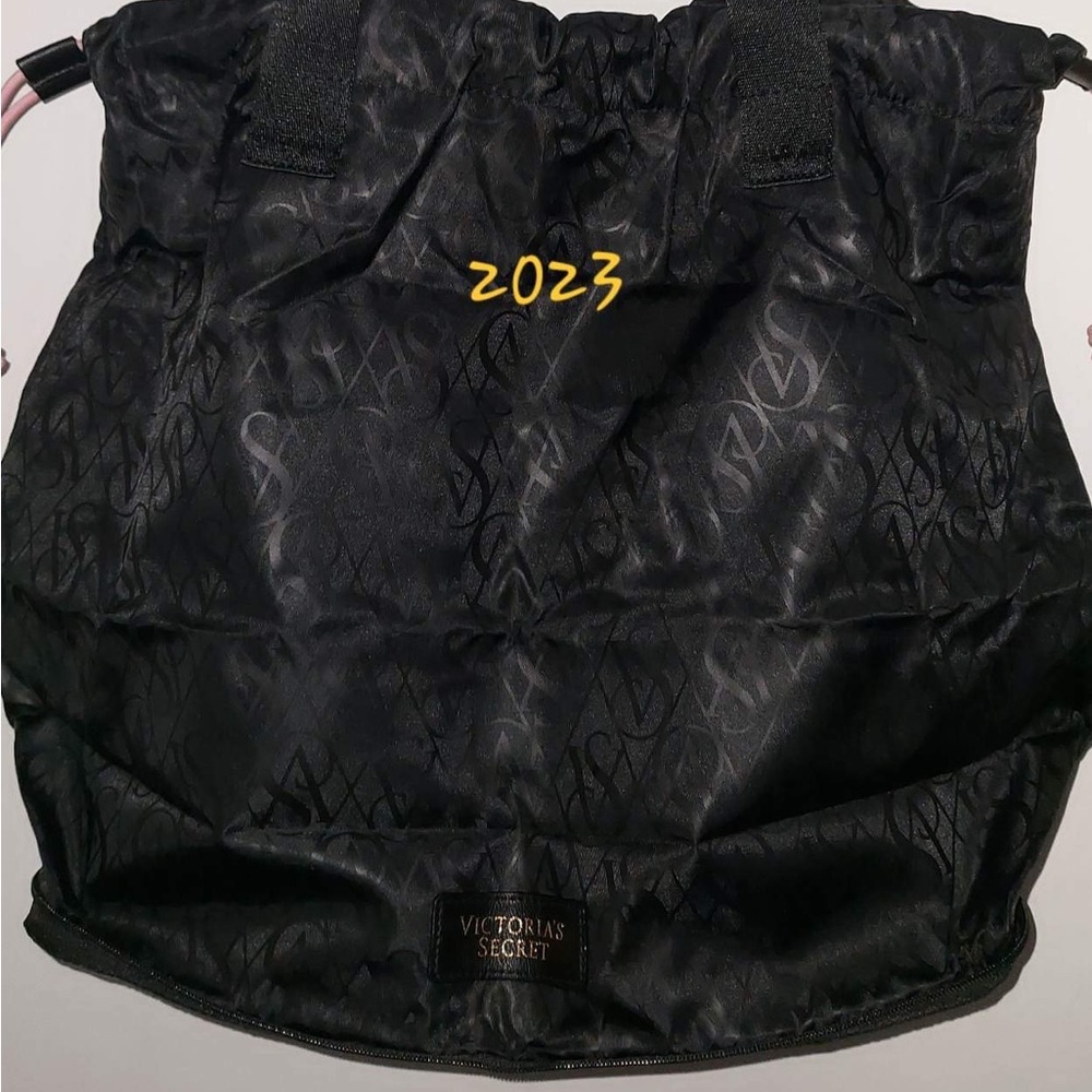 Victoria Secret Packable tote bag New - Picture 7 of 9